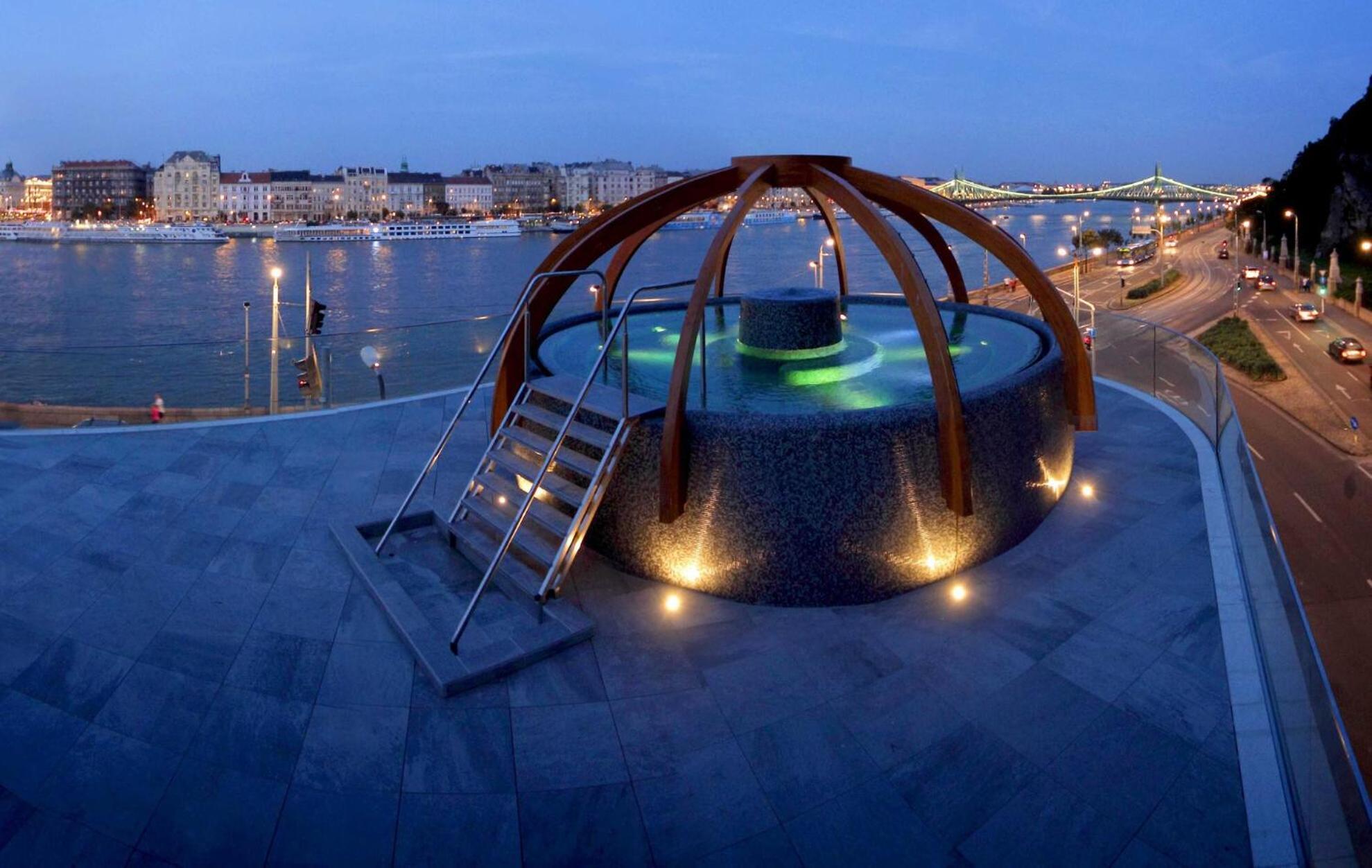 Just Chillin Apt-Budapest Most Historic Landmarks Bagian luar foto